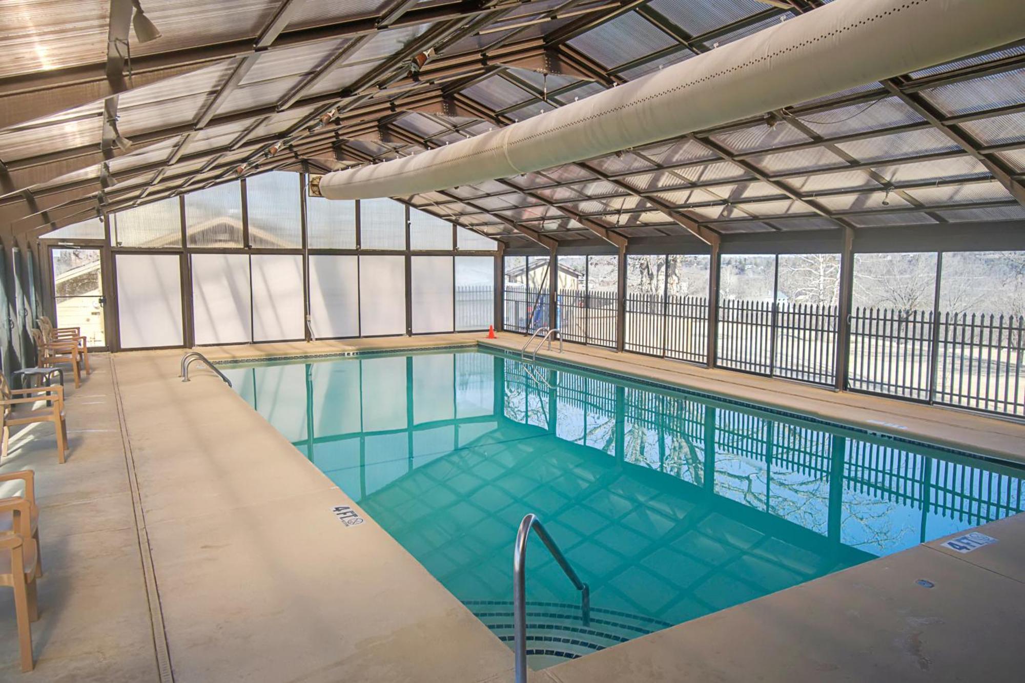 Lofty Retreat & Paradise Pointe Branson Rom bilde